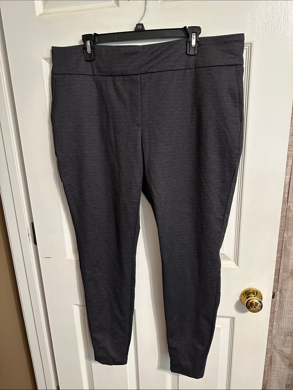 Dalia Dark Gray Stretch Ponte Pull-On Leggings